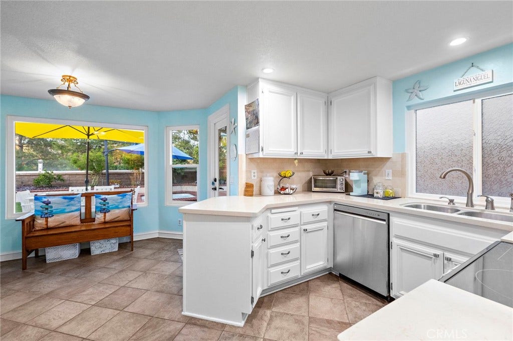28752 Calle Vista, Laguna Niguel, CA 92677 Kitchen