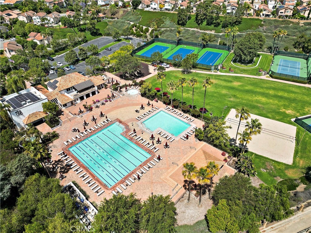 28752 Calle Vista, Laguna Niguel, CA 92677 The Club