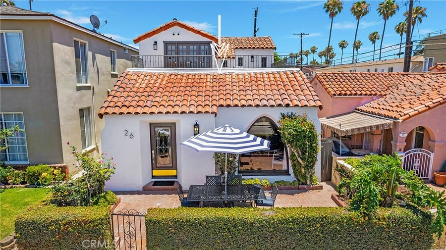 Property photo for 26 La Verne, Long Beach, CA