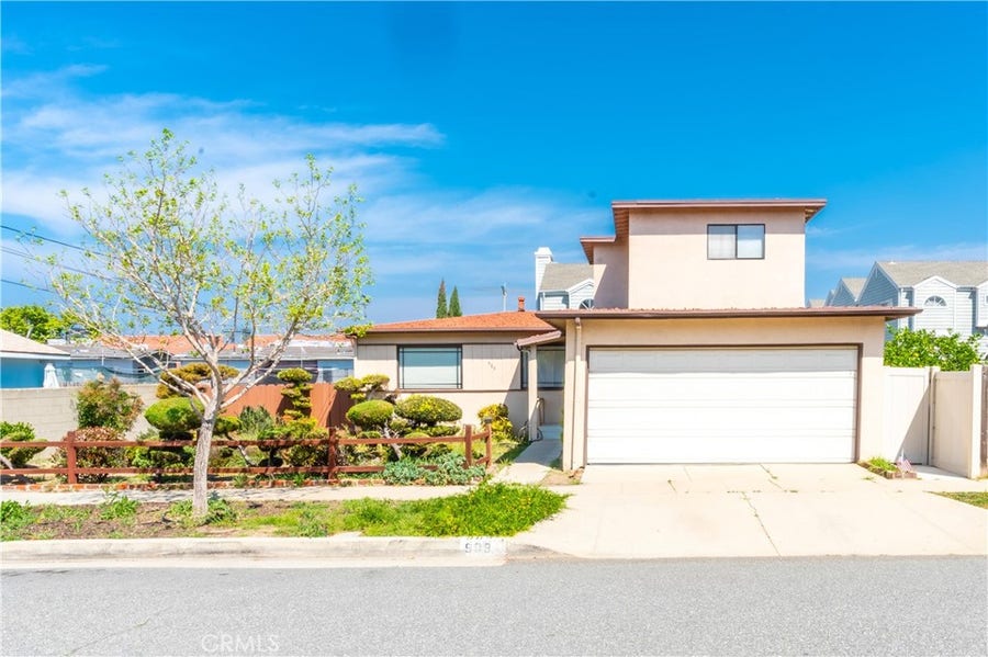 Property photo for 909 Garnet, Redondo Beach, CA