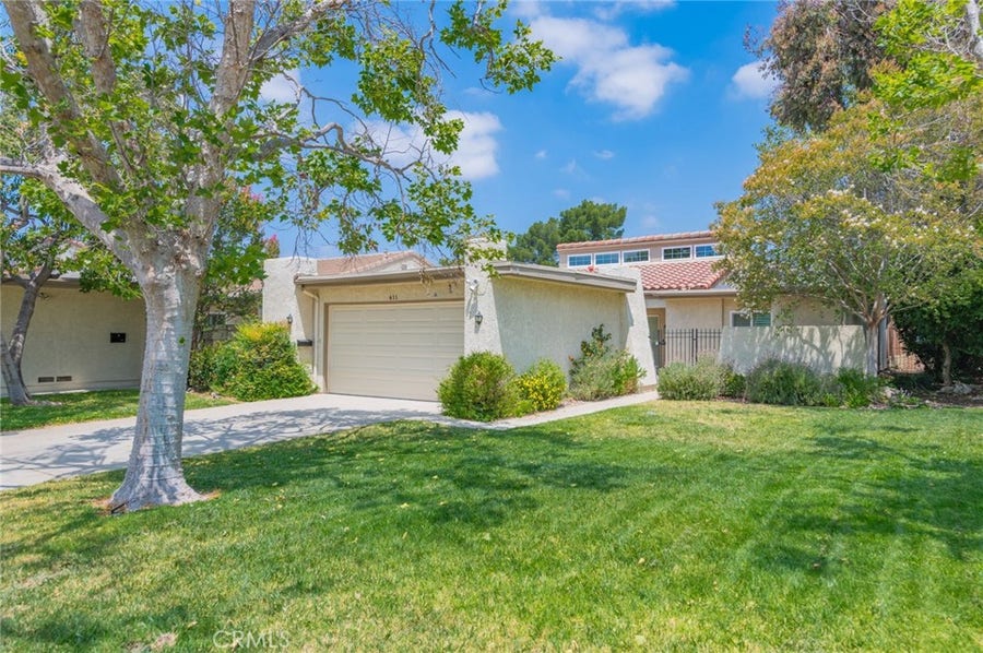 Property photo for 411 Champlain Dr, Claremont, CA