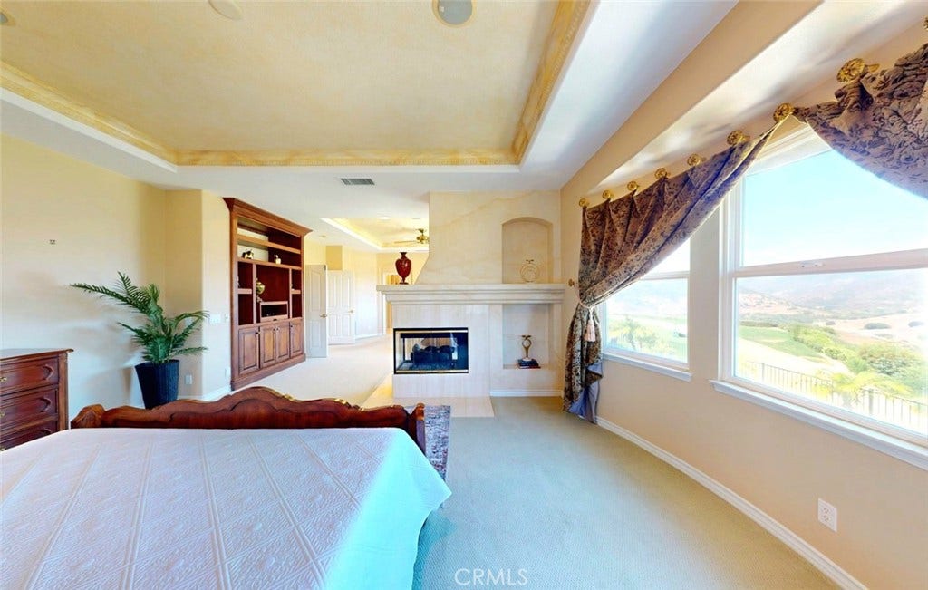 28671 Sea Point, Laguna Niguel, CA 92677 28671 Sea Point, Laguna Niguel, CA 92677