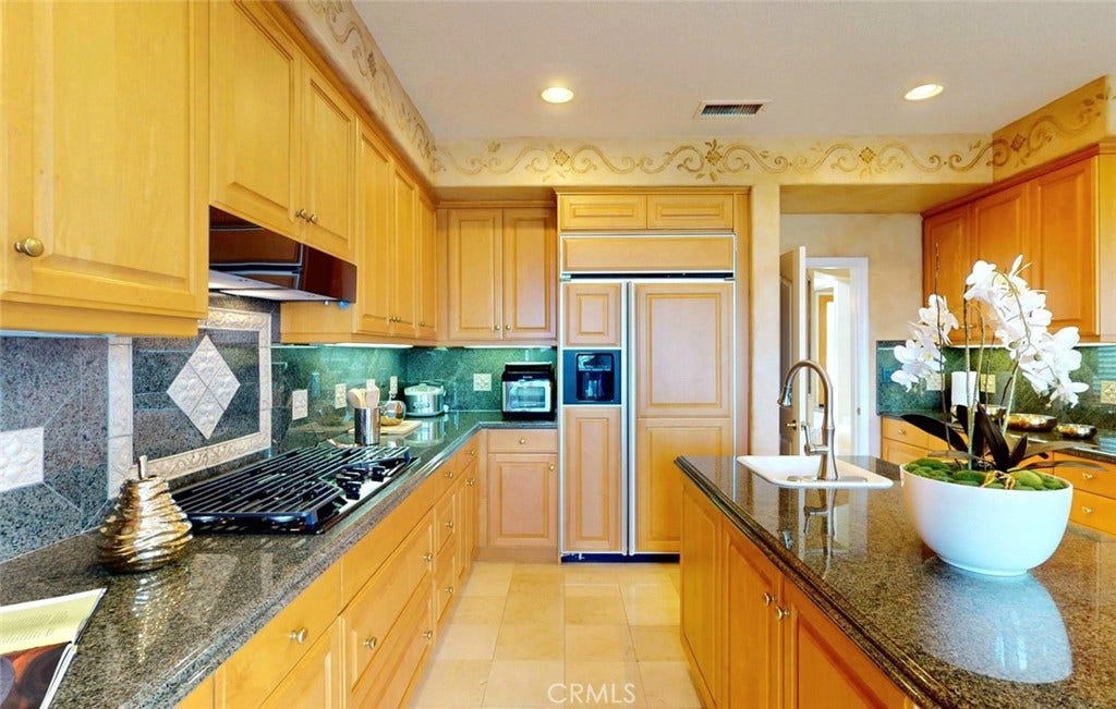 28671 Sea Point, Laguna Niguel, CA 92677 28671 Sea Point, Laguna Niguel, CA 92677