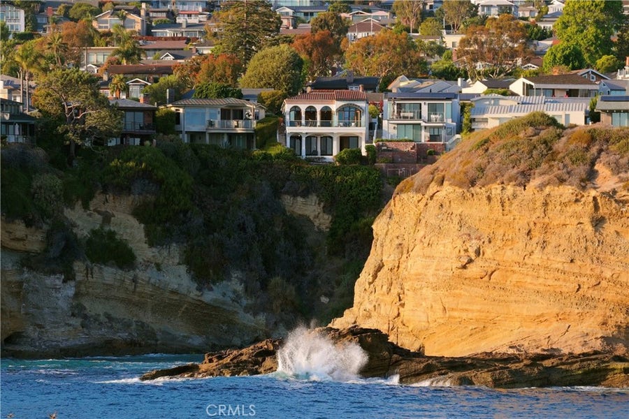 Property photo for 10 S La Senda, Laguna Beach, CA