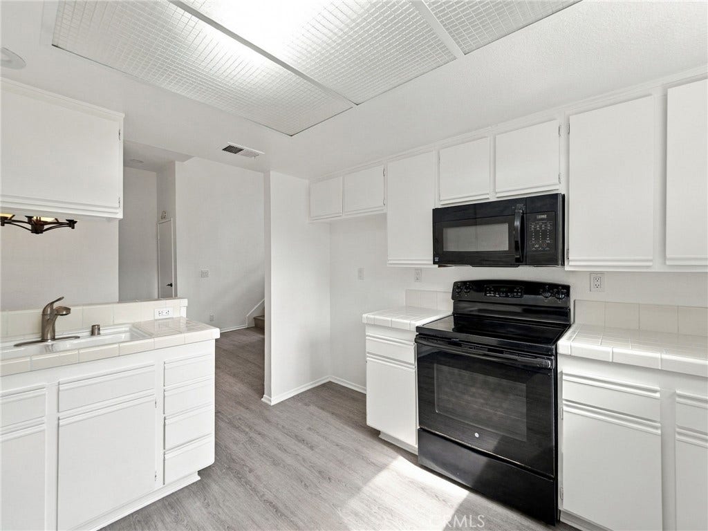 24879 Nueva Vista, Laguna Niguel, CA 92677 24879 Nueva Vista, Laguna Niguel, CA 92677