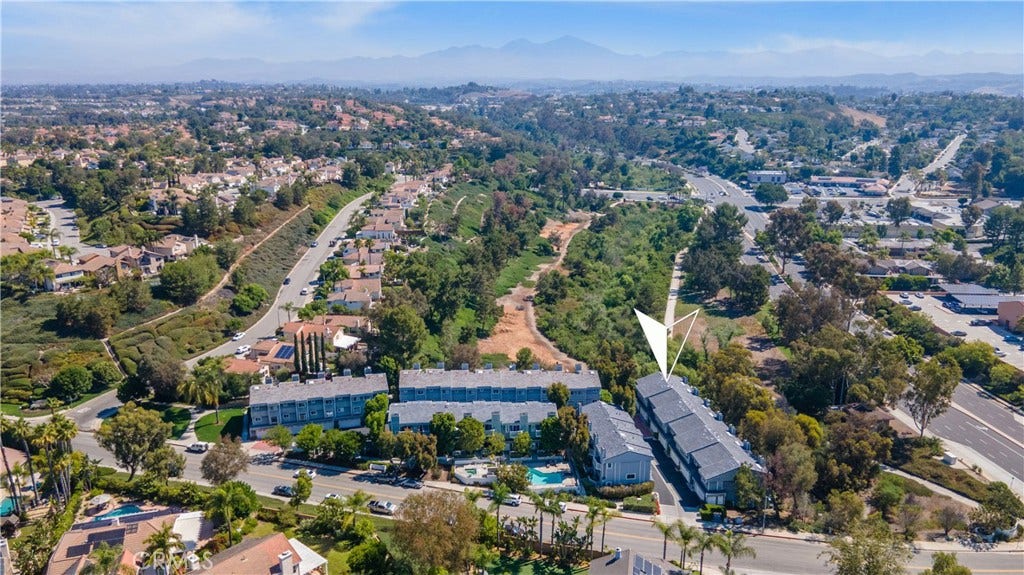 24879 Nueva Vista, Laguna Niguel, CA 92677 24879 Nueva Vista, Laguna Niguel, CA 92677