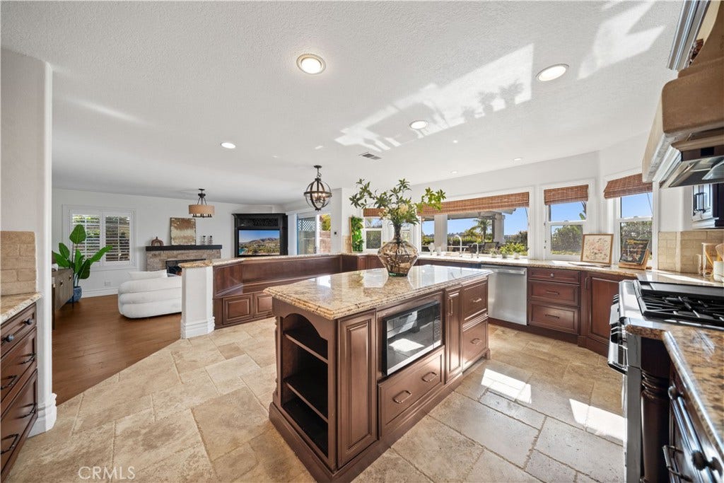 22101 Stillwater, Mission Viejo, CA 92692 22101 Stillwater, Mission Viejo, CA 92692