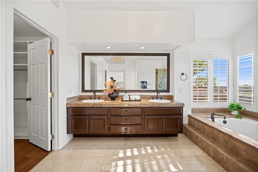 22101 Stillwater, Mission Viejo, CA 92692 22101 Stillwater, Mission Viejo, CA 92692