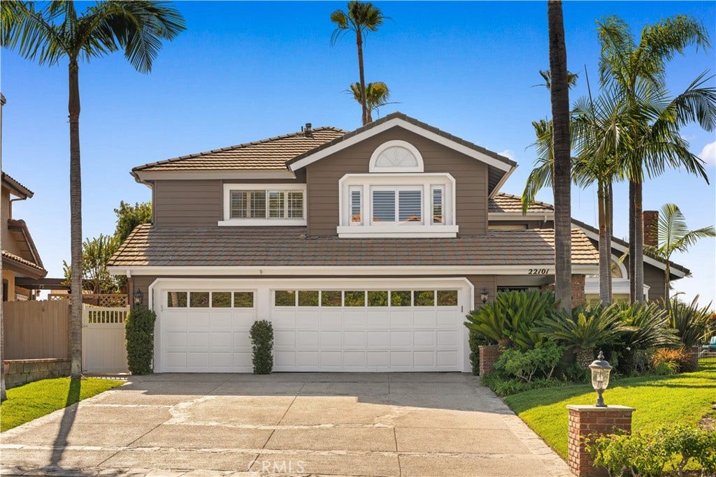 22101 Stillwater, Mission Viejo, CA 92692 22101 Stillwater, Mission Viejo, CA 92692