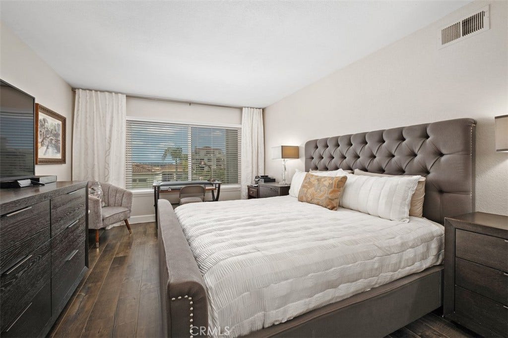 22392 Manacor, #1, Mission Viejo, CA 92692 22392 Manacor, #1, Mission Viejo, CA 92692