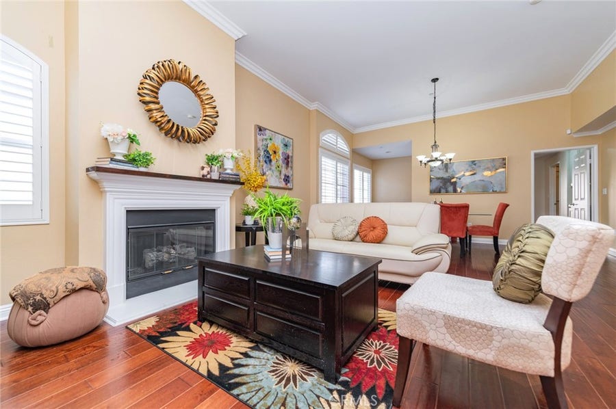 Property photo for 610 S Wilton Place, #402, Los Angeles, CA