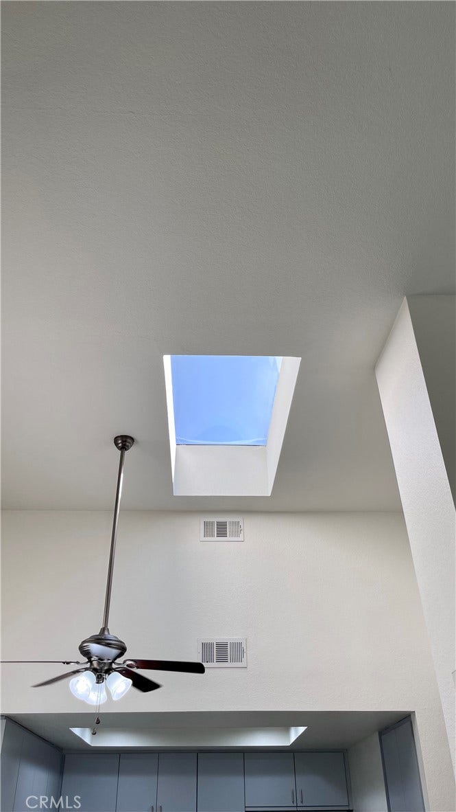 Skylight gives unit that light and bright feeling