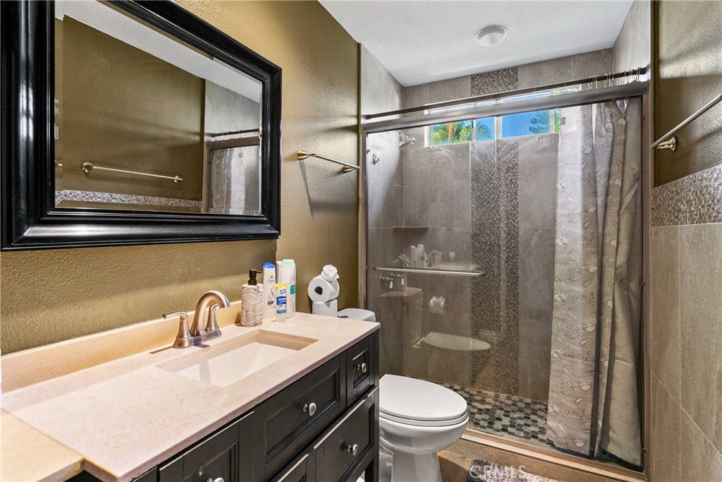 9 El Guiro, Rancho Santa Margarita, CA 92688 9 El Guiro, Rancho Santa Margarita, CA 92688