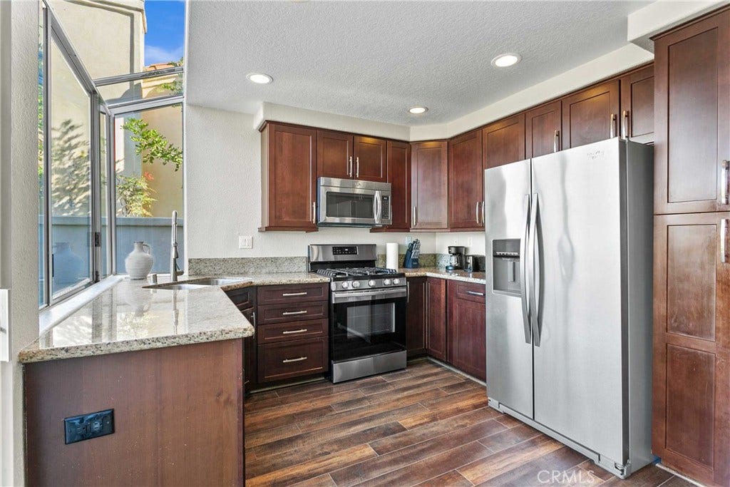 7 Genoa, Laguna Niguel, CA 92677 7 Genoa, Laguna Niguel, CA 92677
