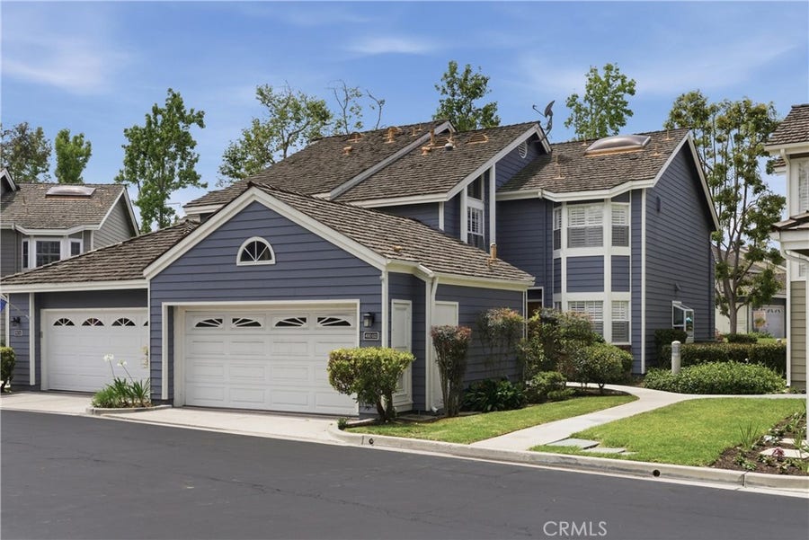 Property photo for 490 Medford Court, #102, Long Beach, CA