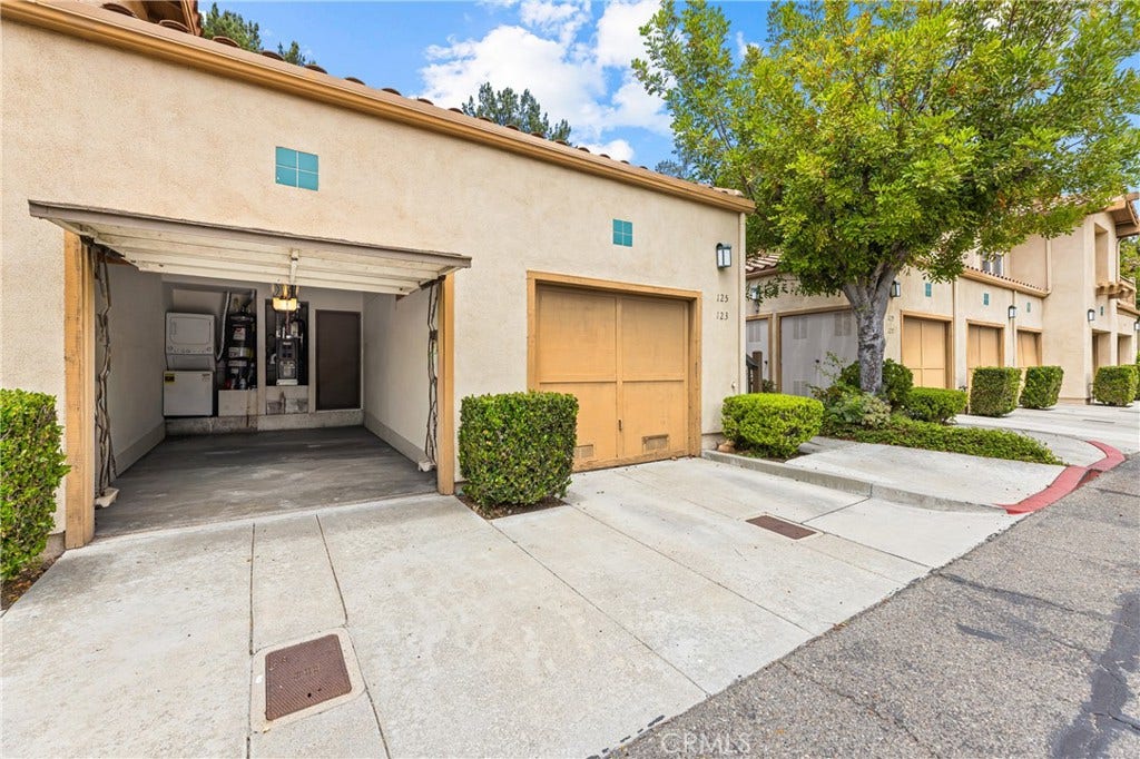 123 Timbre, Rancho Santa Margarita, CA 92688 123 Timbre, Rancho Santa Margarita, CA 92688