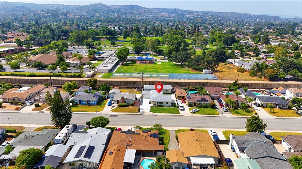 2516 E Walnut Creek, West Covina, CA 91791 2516 E Walnut Creek, West Covina, CA 91791