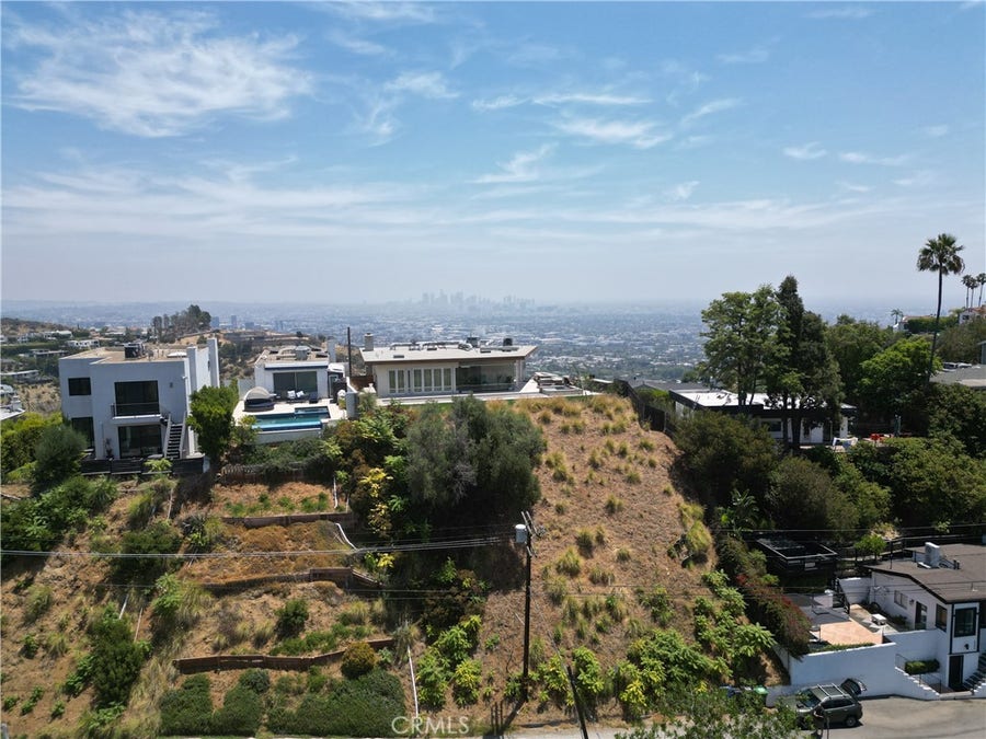 Property photo for 8220 Mannix, Los Angeles, CA