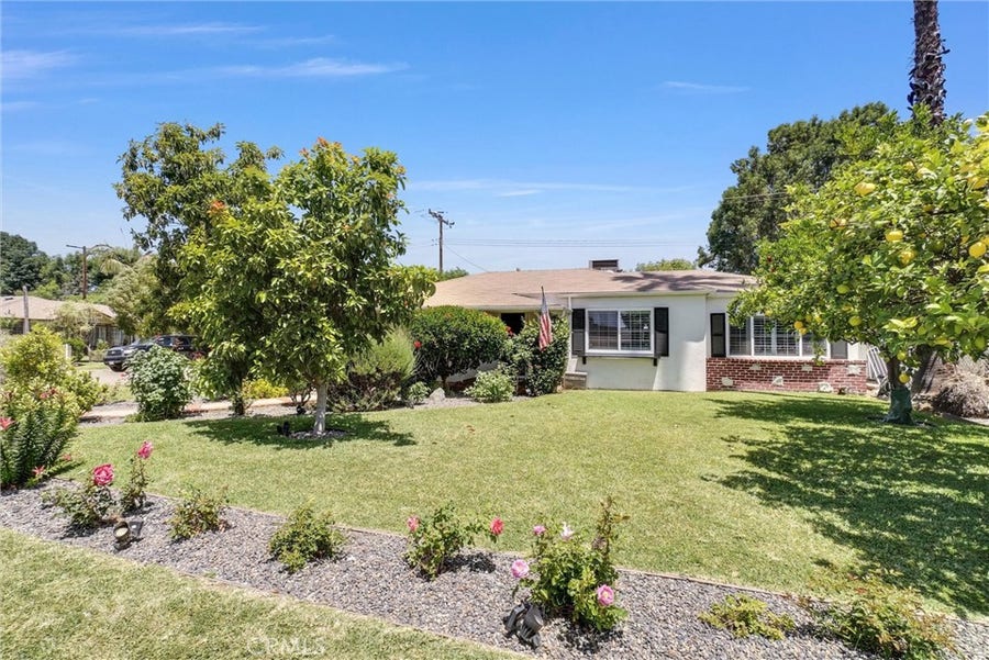 Property photo for 347 W Meacham Street, Glendora, CA