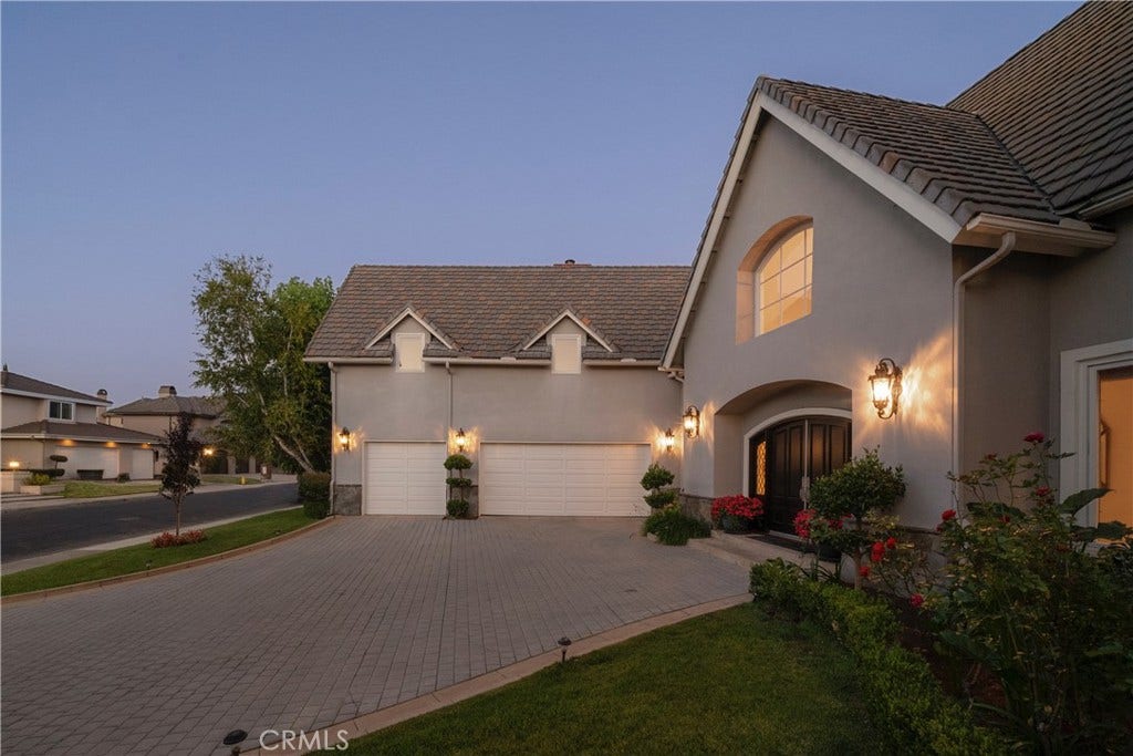 22187 Westcliff, Mission Viejo, CA 92692 22187 Westcliff, Mission Viejo, CA 92692