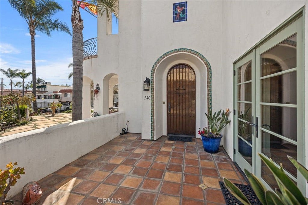 240 Avenida Rosa, #B, San Clemente, CA 92672 240 Avenida Rosa, #B, San Clemente, CA 92672