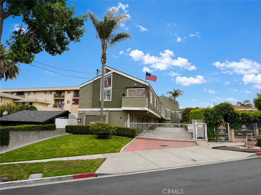 Property photo for 313 E Hyde Park, #5, Inglewood, CA