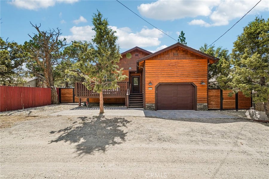 Property photo for 933 Spruce, Big Bear City, CA