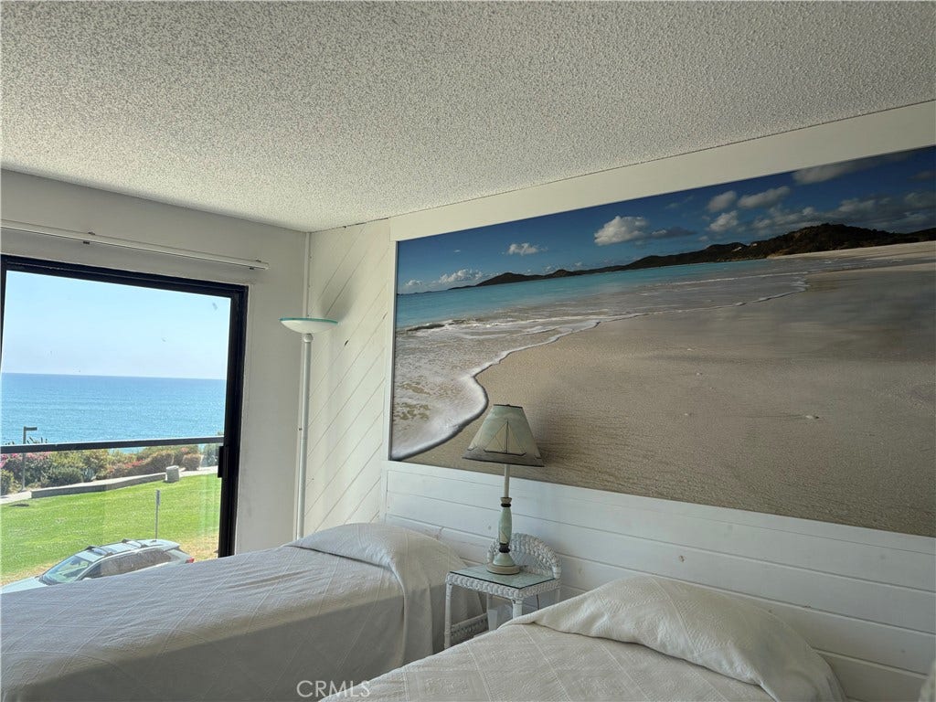 250 Avenida Lobeiro, #E, San Clemente, CA 92672 250 Avenida Lobeiro, #E, San Clemente, CA 92672