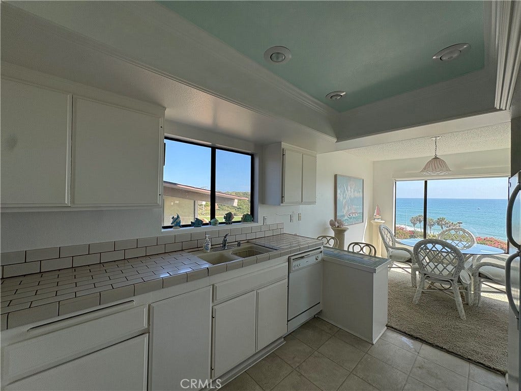 250 Avenida Lobeiro, #E, San Clemente, CA 92672 250 Avenida Lobeiro, #E, San Clemente, CA 92672