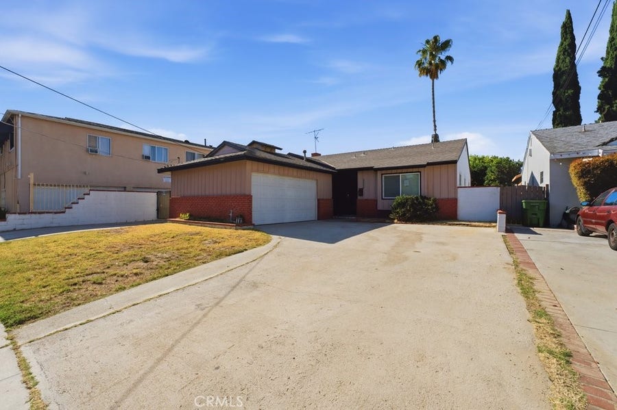 Property photo for 10943 Kittridge Street, North Hollywood, CA