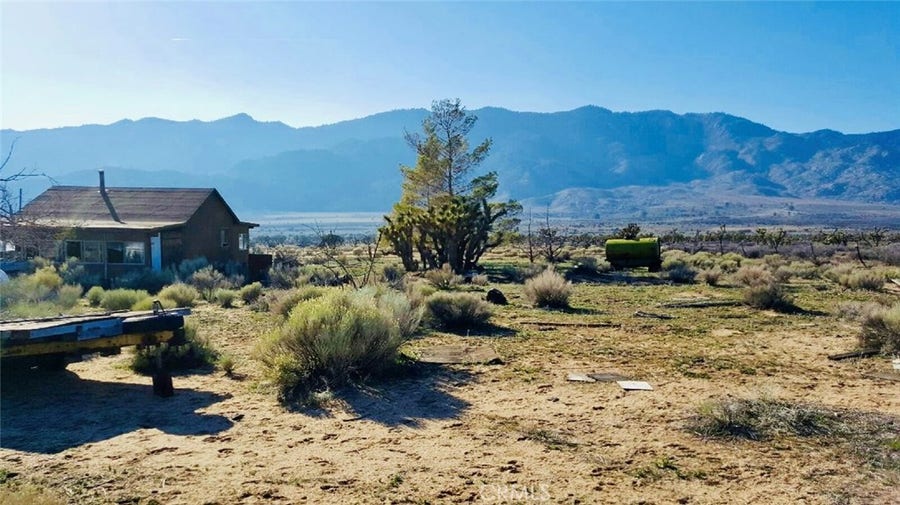 Property photo for 39602 Kelso Valley, Weldon, CA