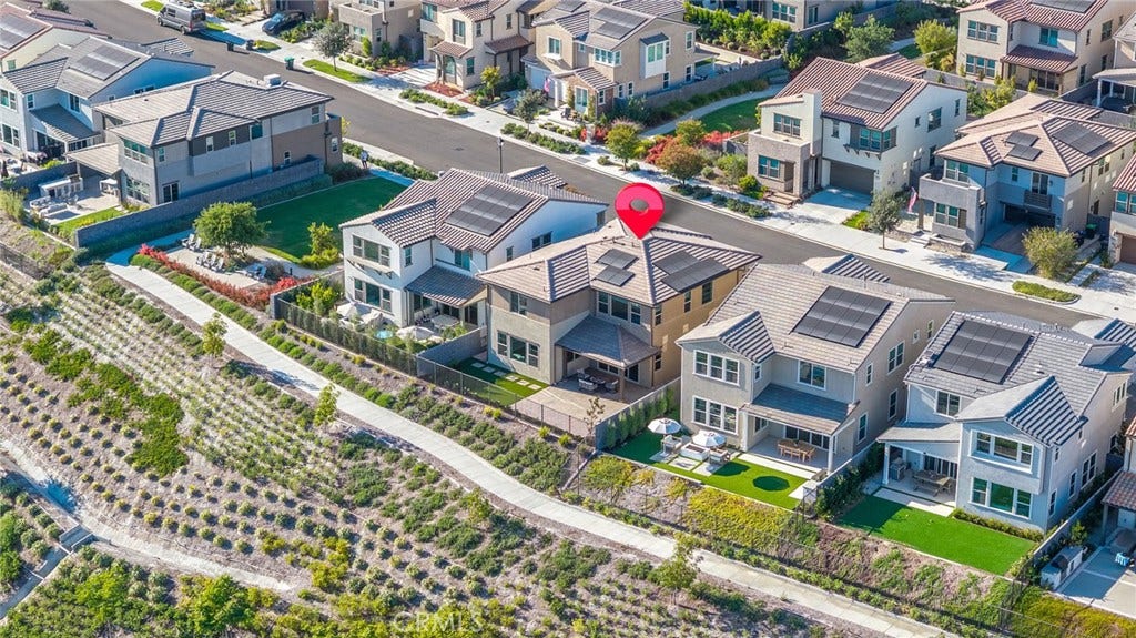 240 Autumn Way, Rancho Mission Viejo, CA 92694 240 Autumn Way, Rancho Mission Viejo, CA 92694