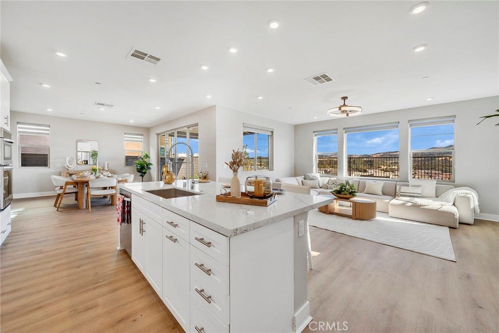 240 Autumn Way, Rancho Mission Viejo, CA 92694 240 Autumn Way, Rancho Mission Viejo, CA 92694