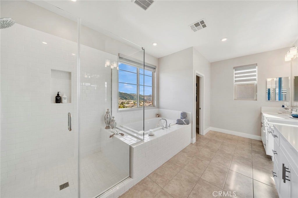 240 Autumn Way, Rancho Mission Viejo, CA 92694 240 Autumn Way, Rancho Mission Viejo, CA 92694