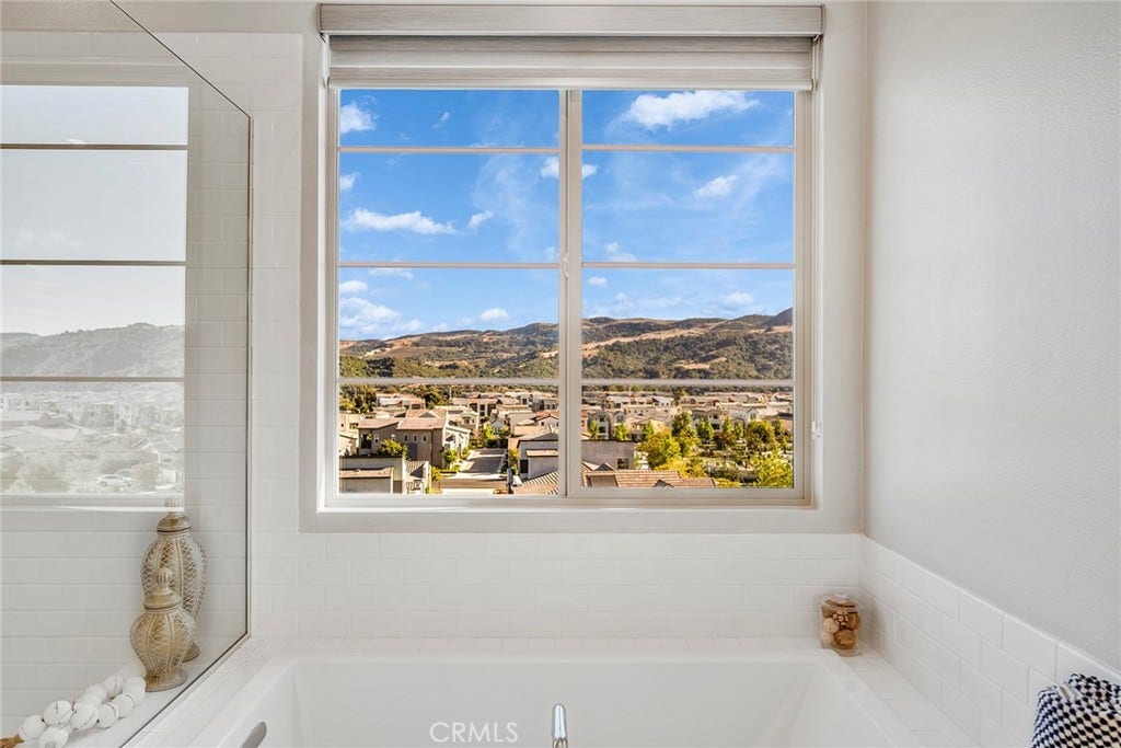 240 Autumn Way, Rancho Mission Viejo, CA 92694 240 Autumn Way, Rancho Mission Viejo, CA 92694