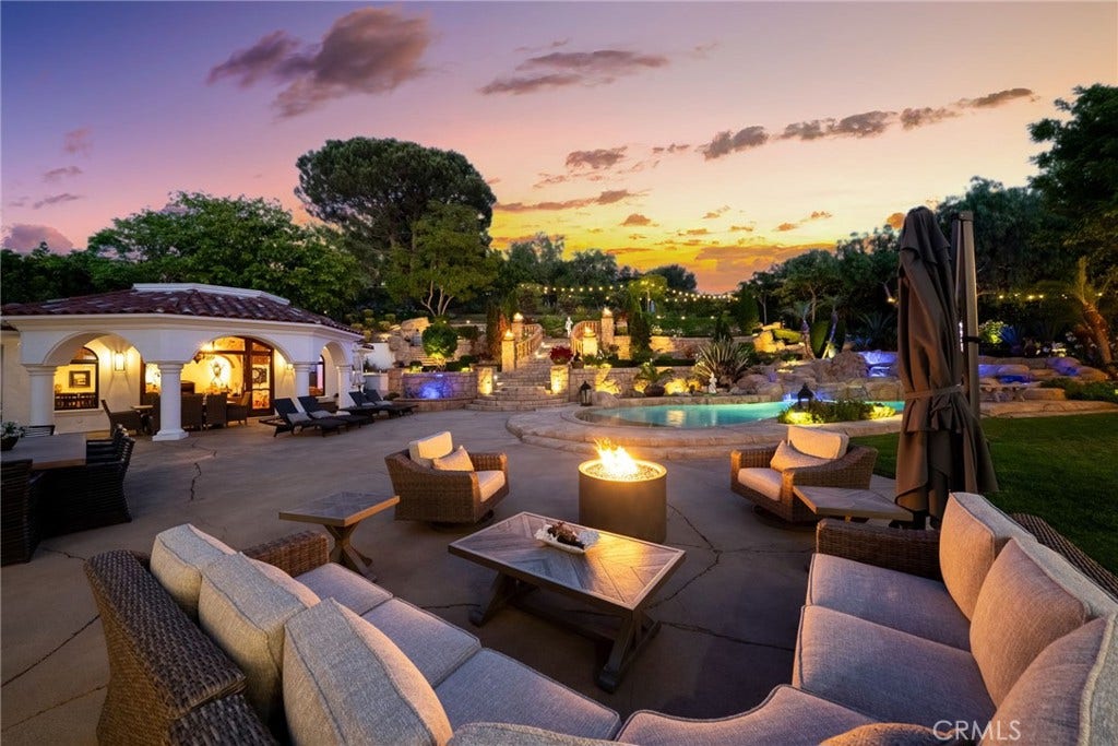 28572 Paseo Zorro, San Juan Capistrano, CA 92675 28572 Paseo Zorro, San Juan Capistrano, CA 92675