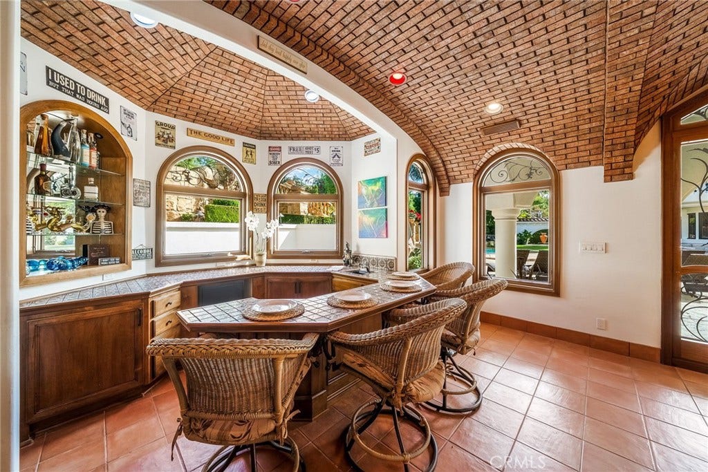 28572 Paseo Zorro, San Juan Capistrano, CA 92675 28572 Paseo Zorro, San Juan Capistrano, CA 92675