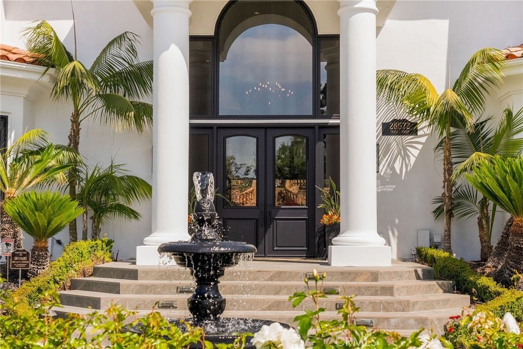 28572 Paseo Zorro, San Juan Capistrano, CA 92675 28572 Paseo Zorro, San Juan Capistrano, CA 92675