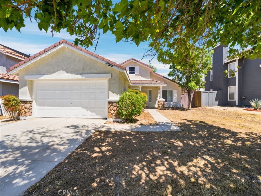 Property photo for 37024 Boxleaf Road, Palmdale, CA