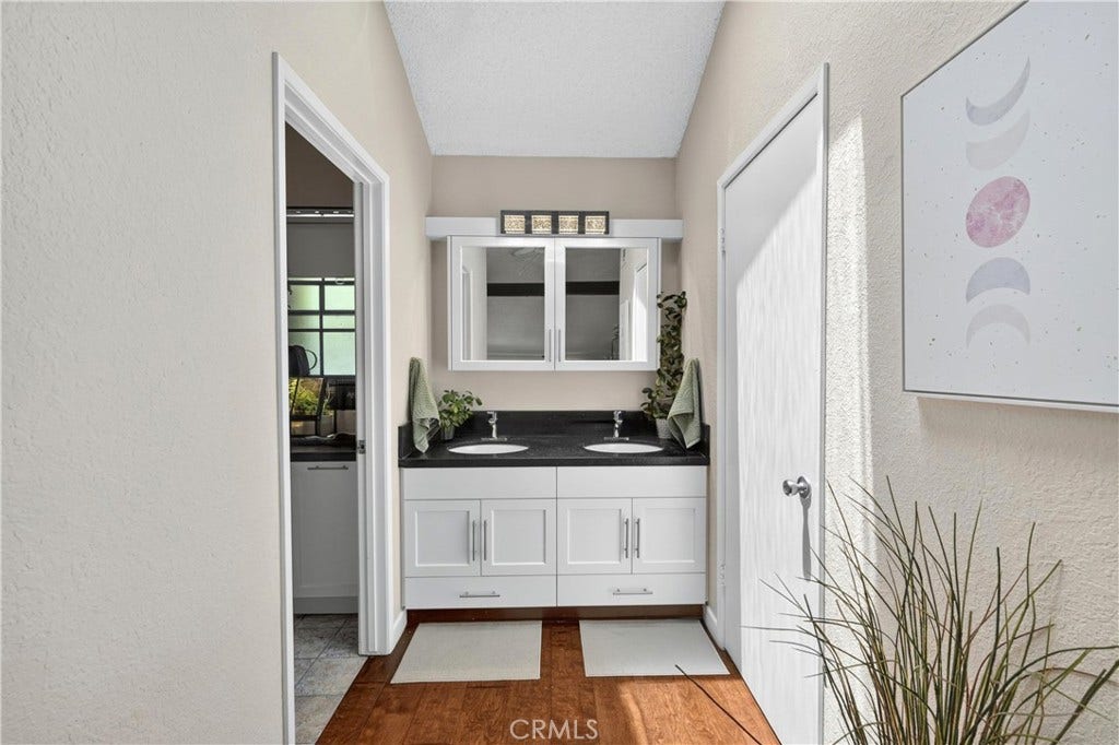 26701 Quail Creek, #100, Laguna Hills, CA 92656 26701 Quail Creek, #100, Laguna Hills, CA 92656