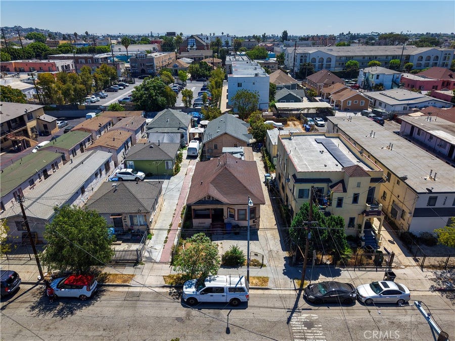 Property photo for 400 N St Louis, Los Angeles, CA