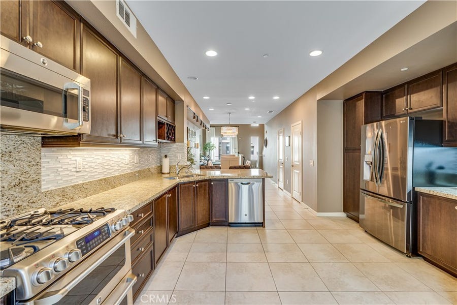 Property photo for 507 Rockefeller, Irvine, CA