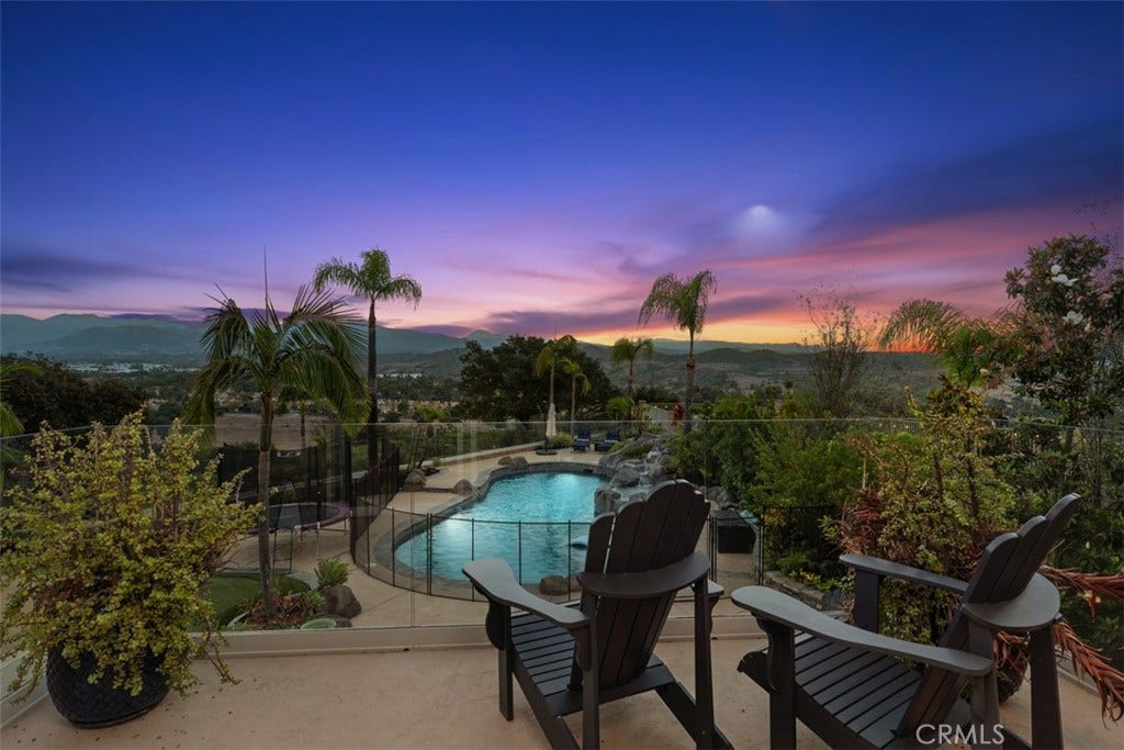 23888 Skyline, Mission Viejo, CA 92692 23888 Skyline, Mission Viejo, CA 92692