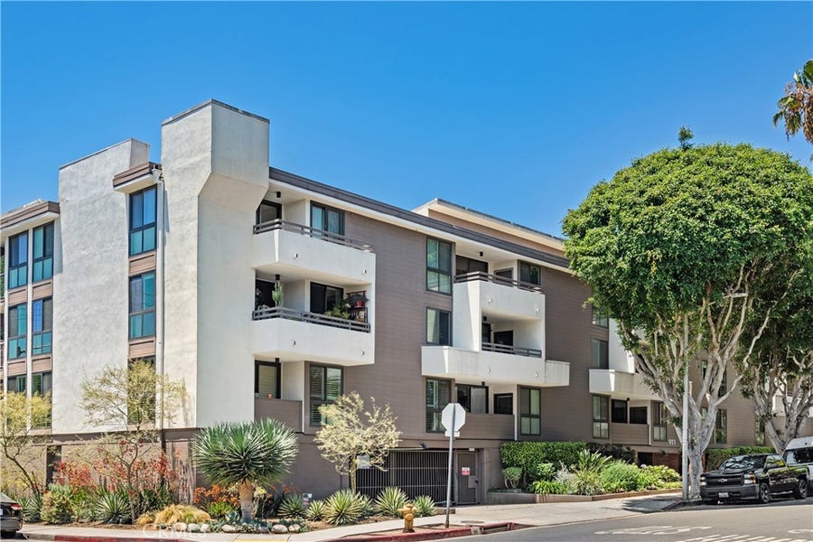 Property photo for 911 N Kings Road, #319, West Hollywood, CA