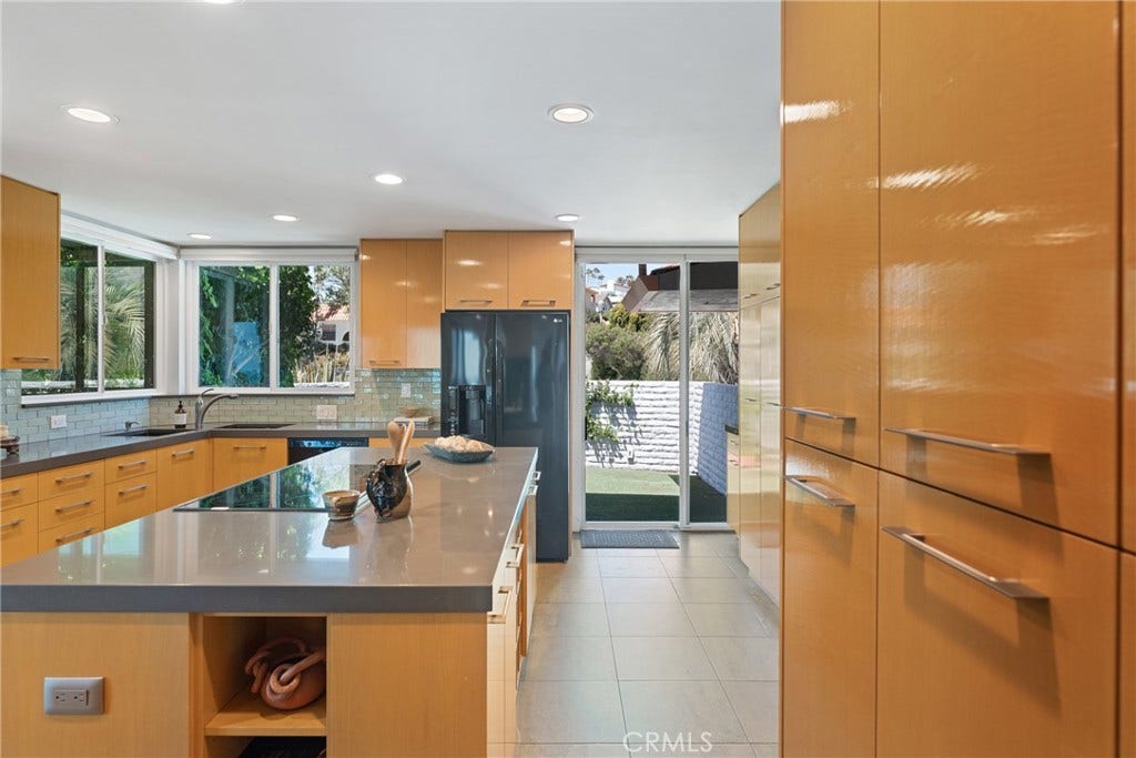 1201 Via La Jolla, San Clemente, CA 92672 1201 Via La Jolla, San Clemente, CA 92672