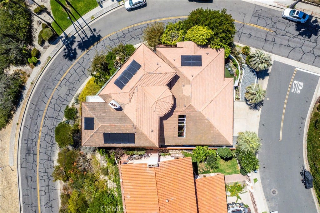 1201 Via La Jolla, San Clemente, CA 92672 1201 Via La Jolla, San Clemente, CA 92672