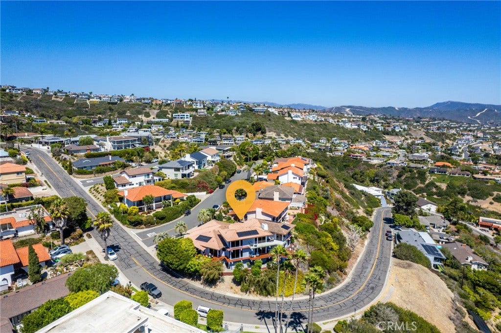 1201 Via La Jolla, San Clemente, CA 92672 1201 Via La Jolla, San Clemente, CA 92672