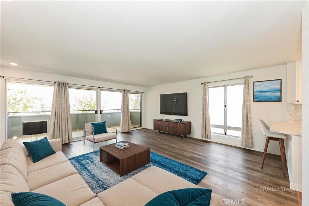 22352 Caminito Tecate, #319, Laguna Hills, CA 92653 Main living room - AI