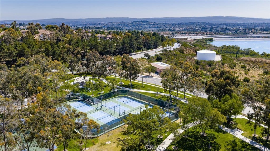 42 La Sordina, Rancho Santa Margarita, CA 92688 42 La Sordina, Rancho Santa Margarita, CA 92688