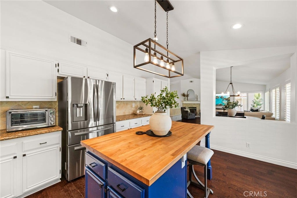 42 La Sordina, Rancho Santa Margarita, CA 92688 42 La Sordina, Rancho Santa Margarita, CA 92688